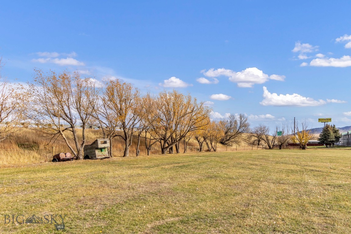 Acreville Addition - Land