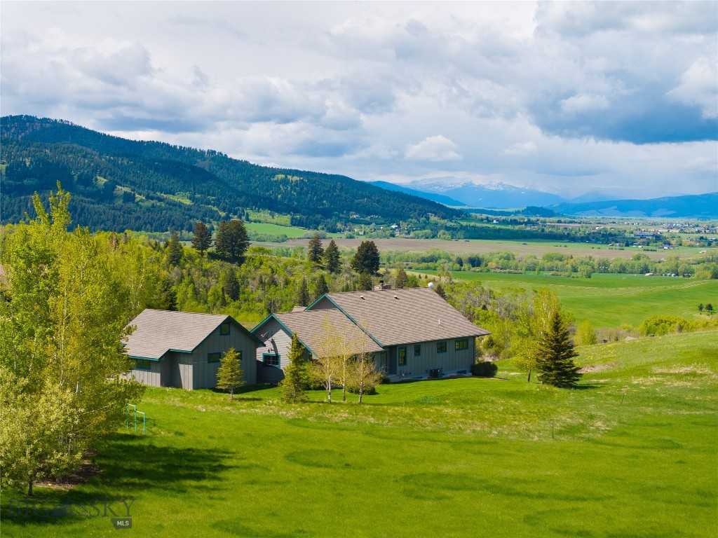 101 Columbine Court