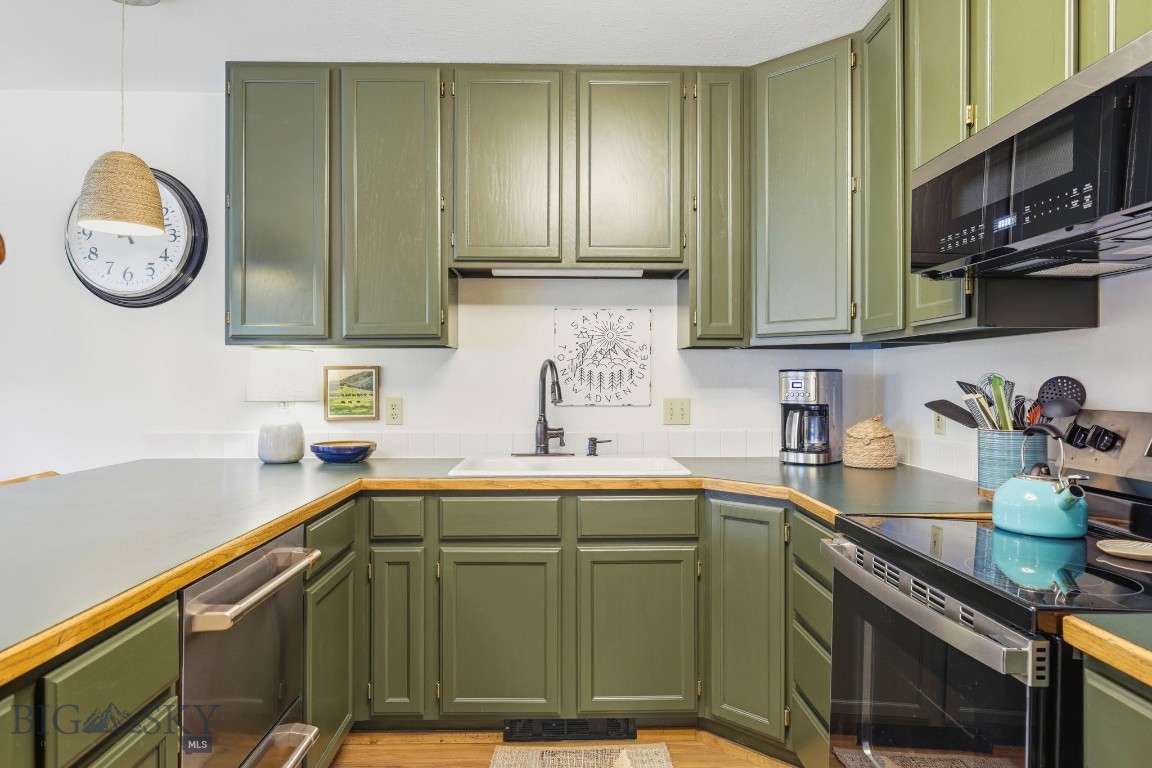 Aspen Cts Condo - Residential