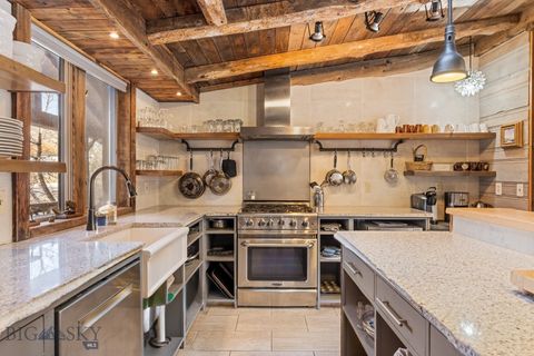 1005 Scott Street W Gardiner MT 59030