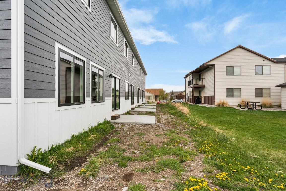 Falcon Hollow - Residential