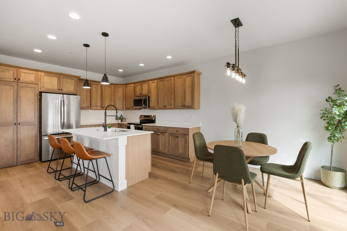Falcon Hollow - Residential