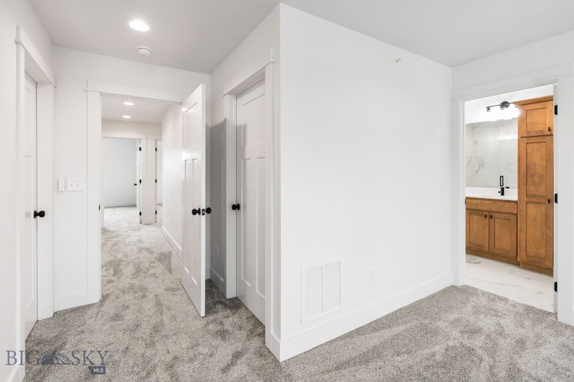 Falcon Hollow - Residential