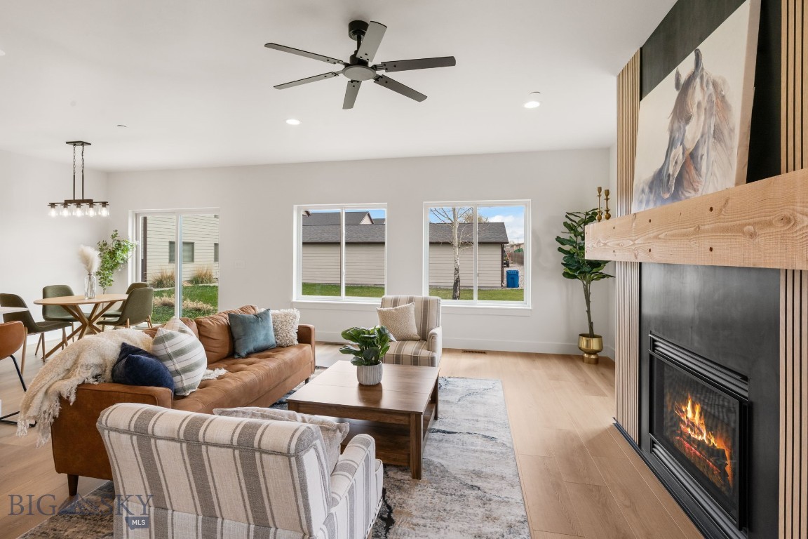 Falcon Hollow - Residential