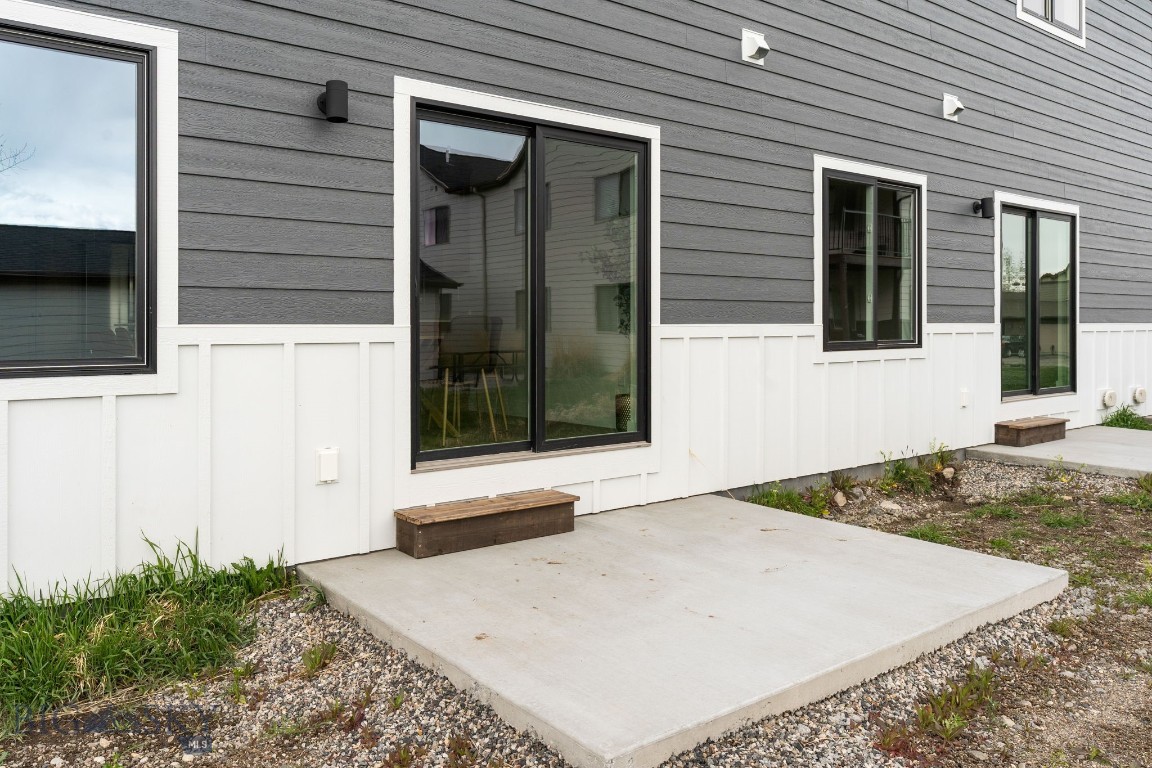 Falcon Hollow - Residential