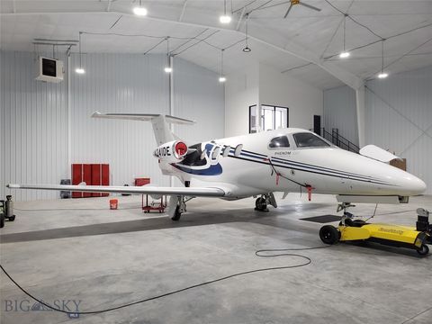Photo of 850 Gallatin Field Road #Hanger SY1, Belgrade, MT 59714 (MLS # 410396)