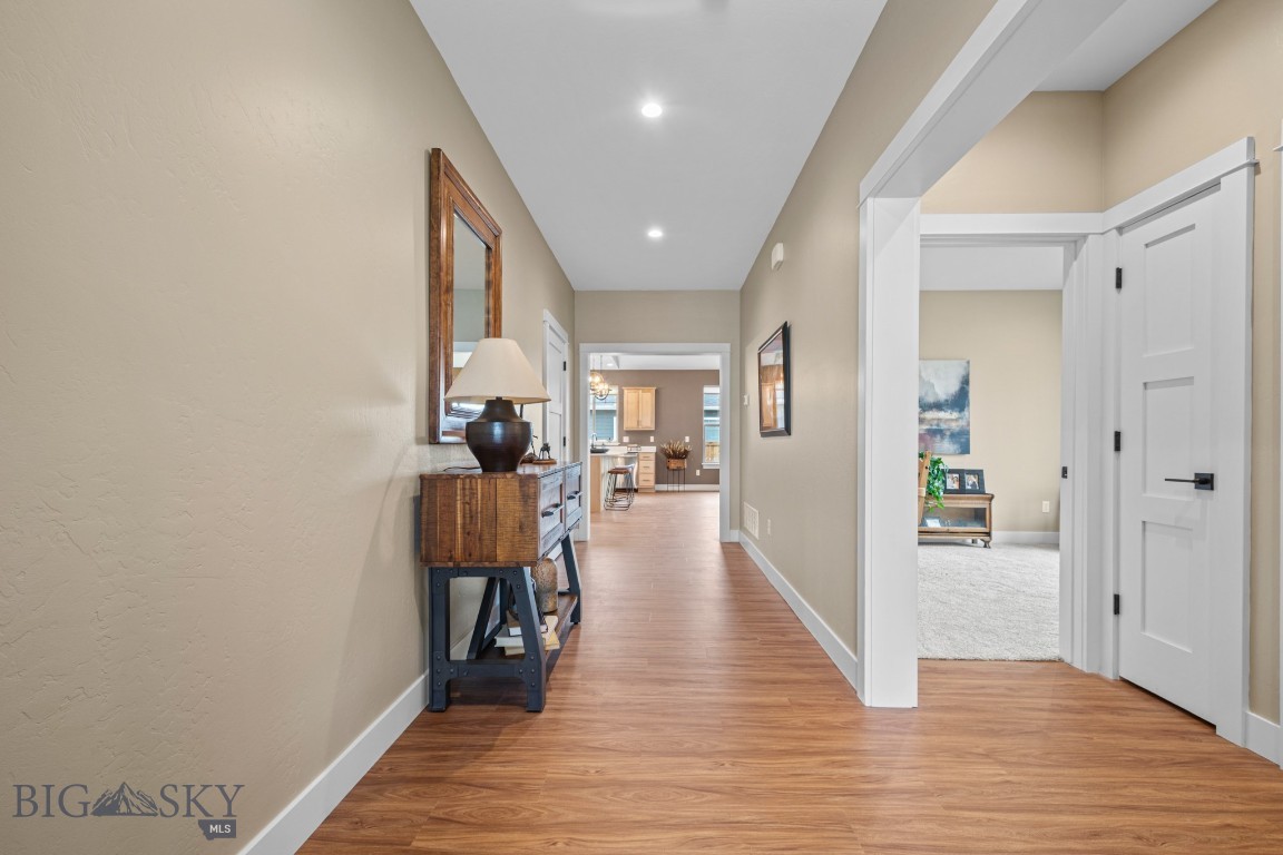 2300 Oriole Drive