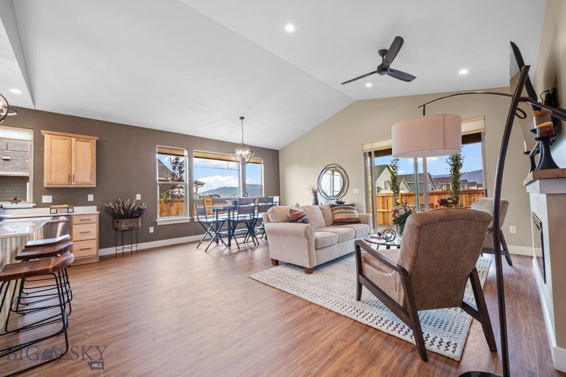 2300 Oriole Drive
