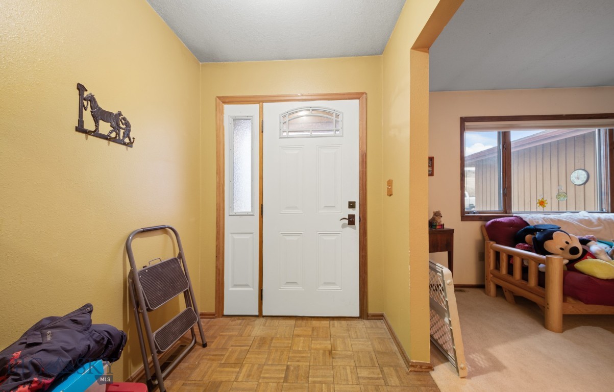 345 Antelope Crossing Road