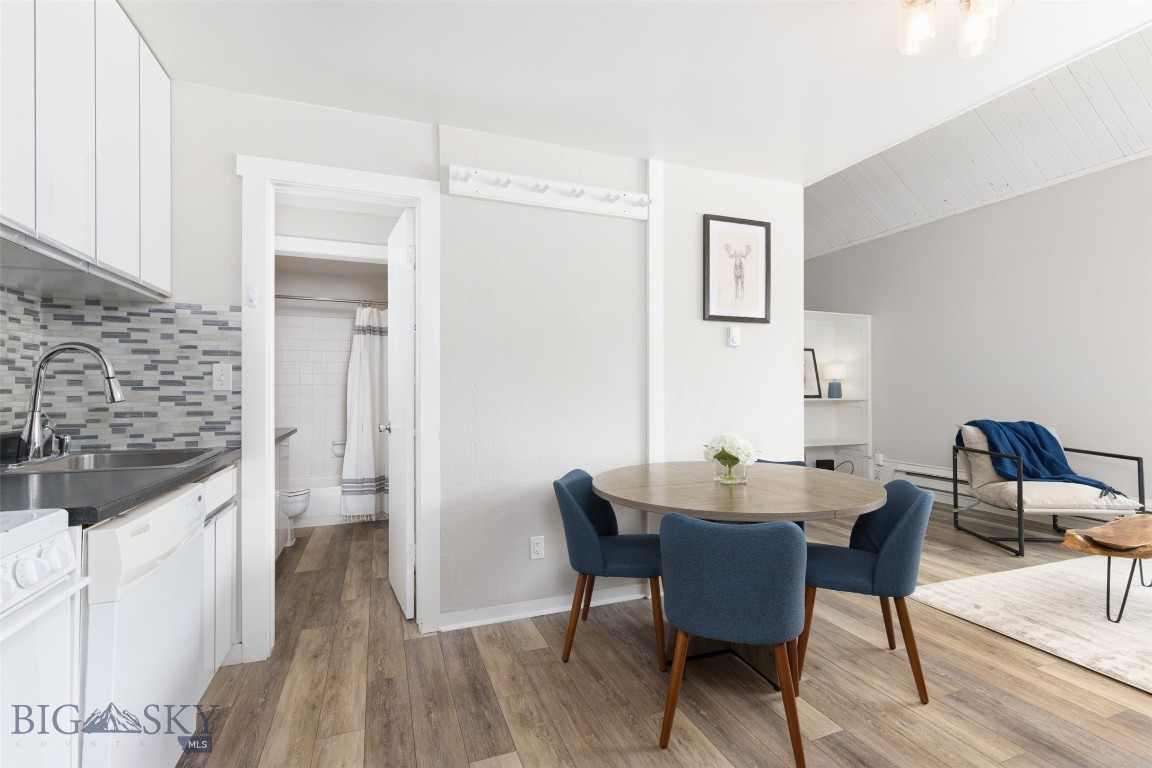 Hill Condos - Residential