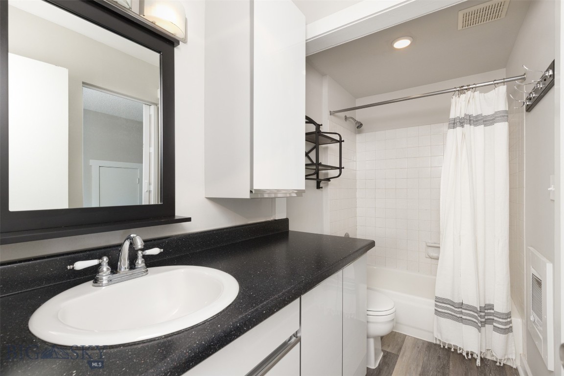 Hill Condos - Residential