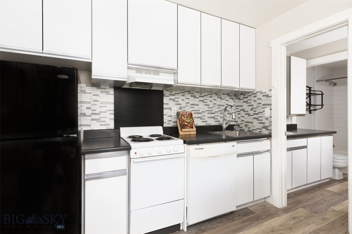 Hill Condos - Residential