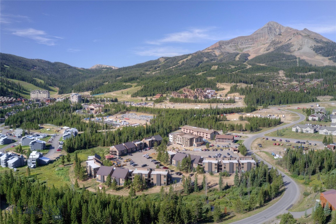 Hill Condos - Residential