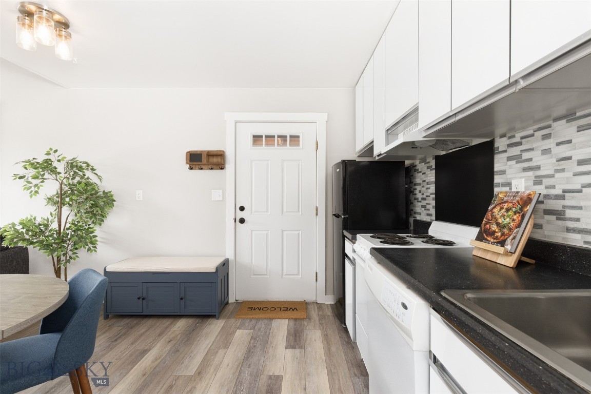 Hill Condos - Residential