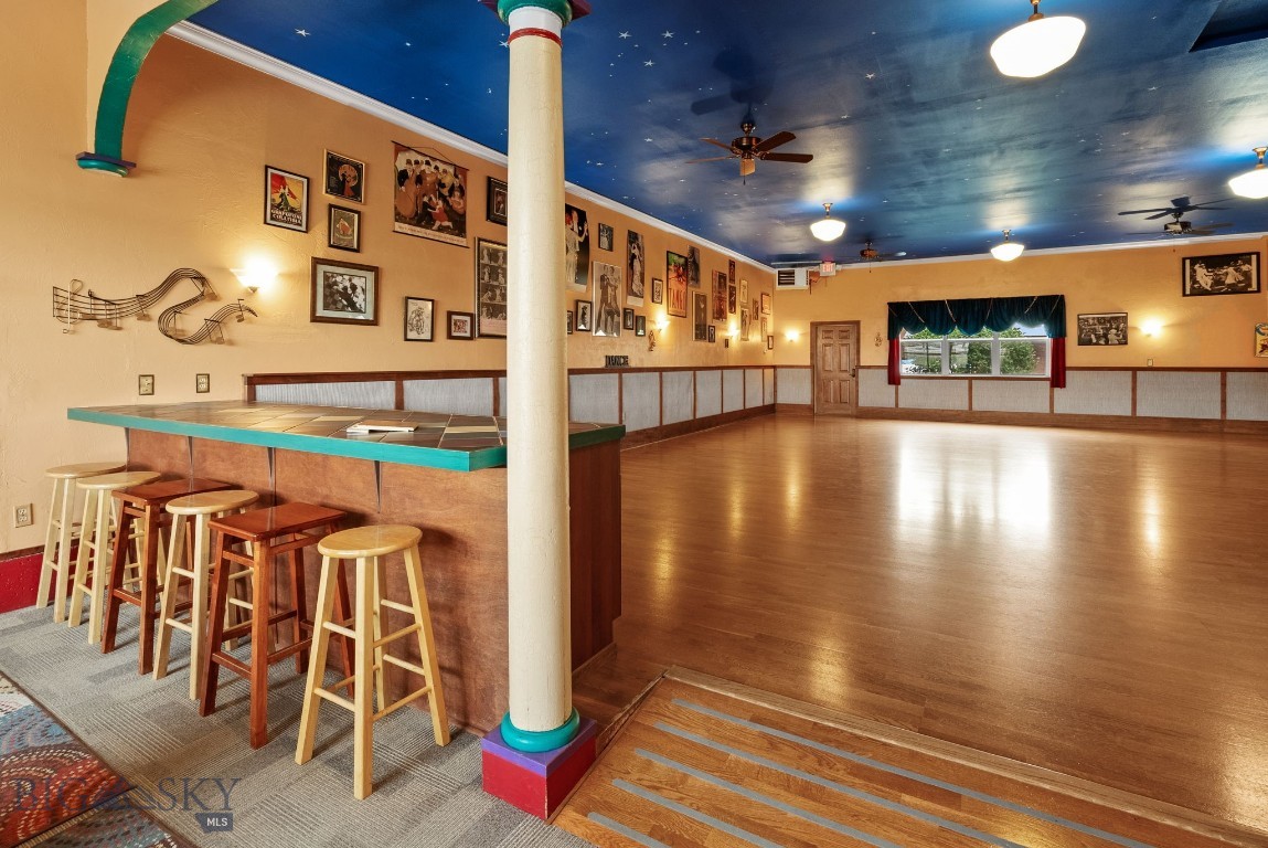 Rocky Creek Su - Commercial Sale