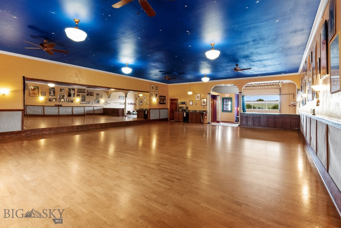 Rocky Creek Su - Commercial Sale