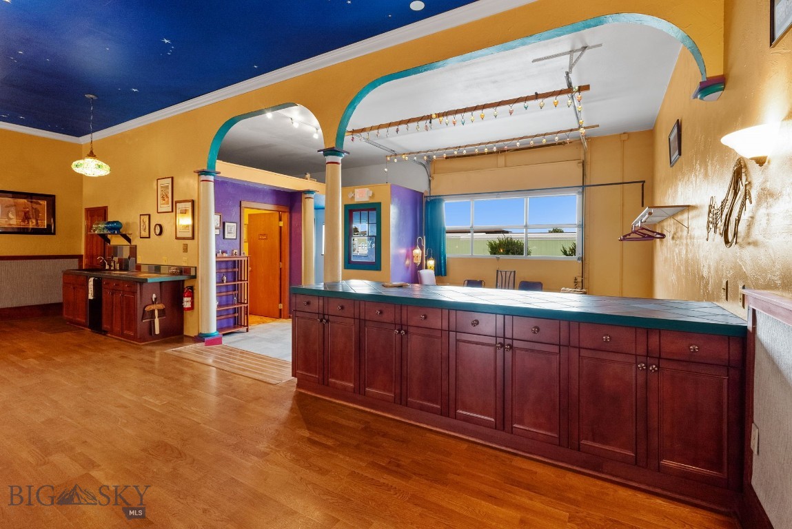 Rocky Creek Su - Commercial Sale