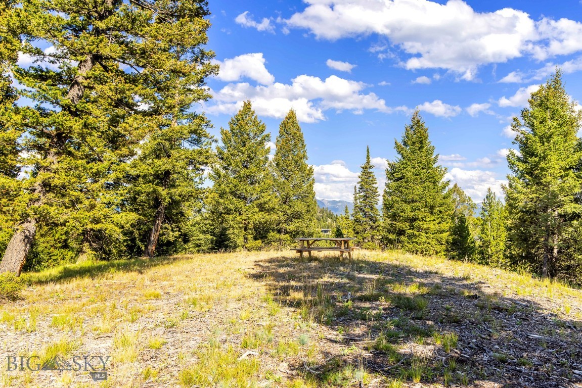 Ranches Neighborhood - Land