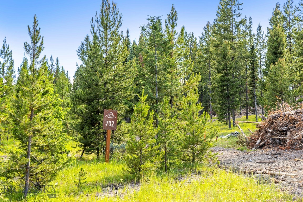 Ranches Neighborhood - Land