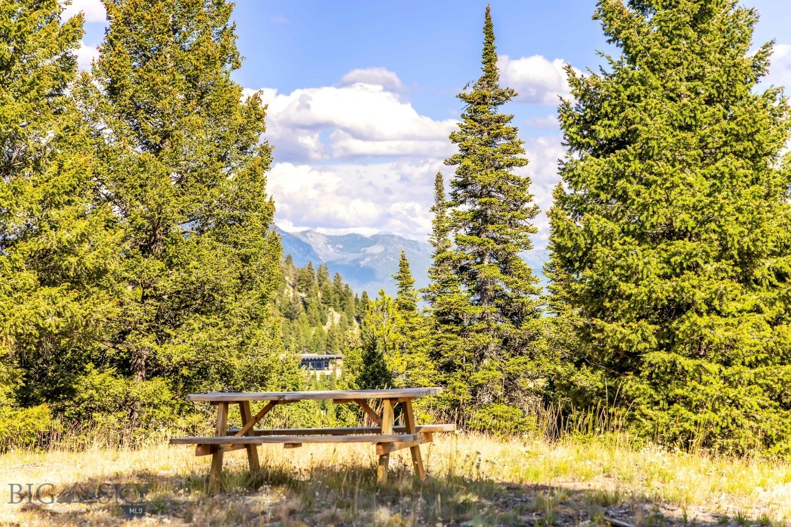 Ranches Neighborhood - Land