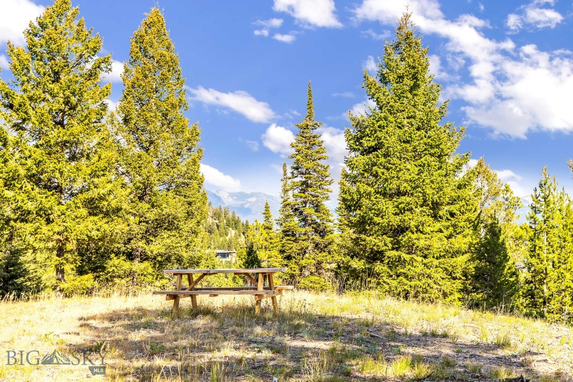 Ranches Neighborhood - Land