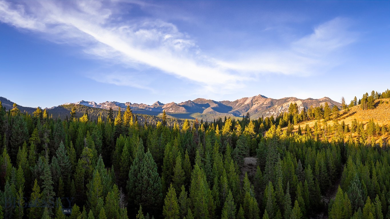 Ranches Neighborhood - Land