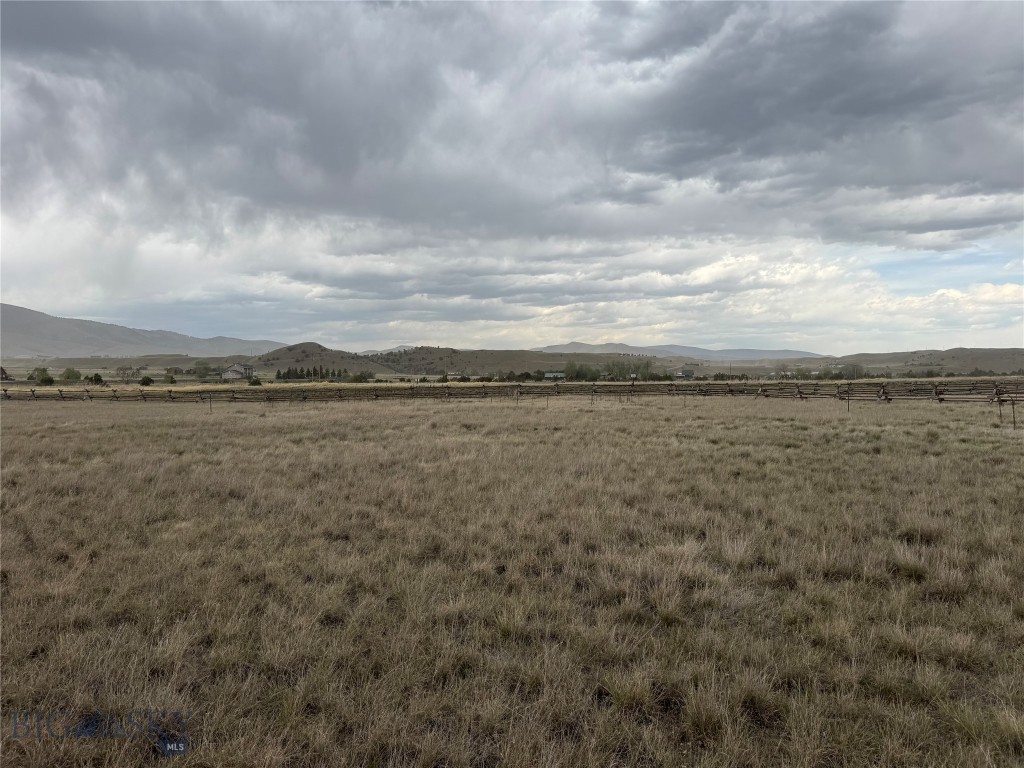 Yellowstone Trails Ranch - Land