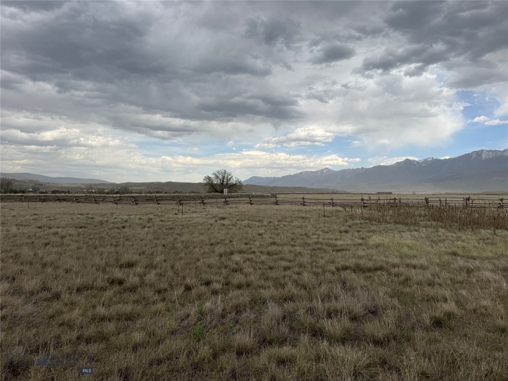Yellowstone Trails Ranch - Land