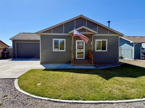 Photo of 702 F Street St, Townsend, MT 59644 (MLS # 410207)