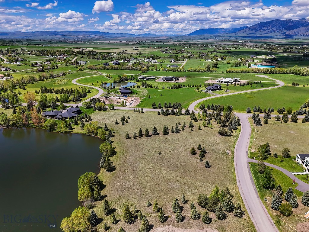 Bridger Lake Meadows - Land