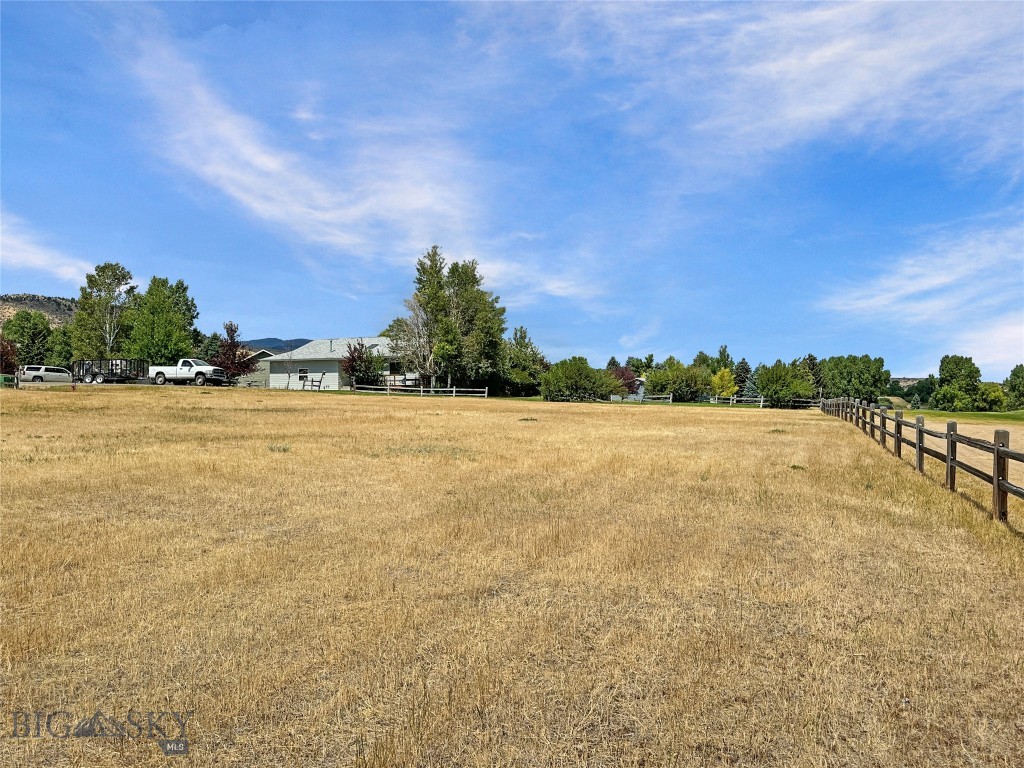 Valley Garden Golf Village - Land
