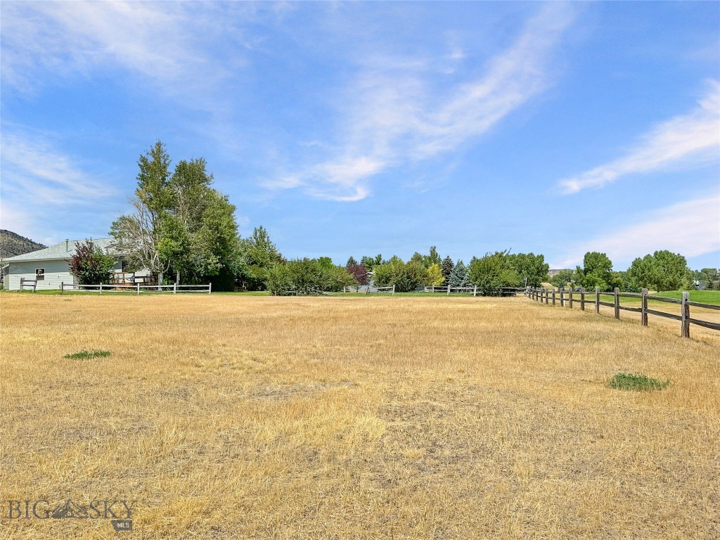 Valley Garden Golf Village - Land