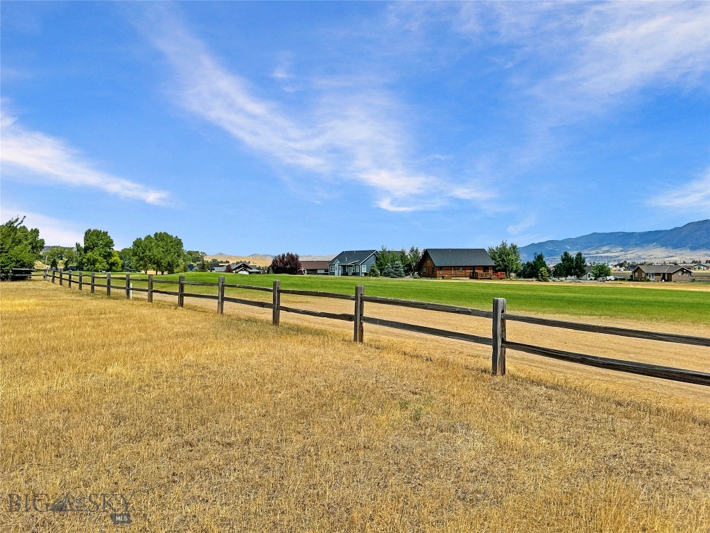 Valley Garden Golf Village - Land