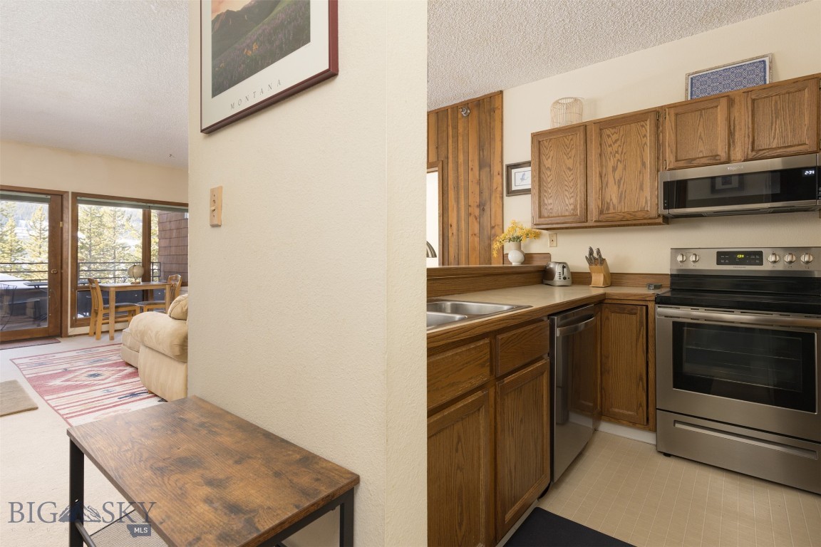 Snowflake Skycrest Condo - Residential