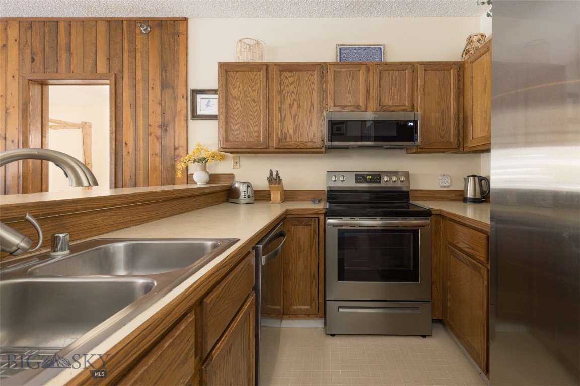 Snowflake Skycrest Condo - Residential