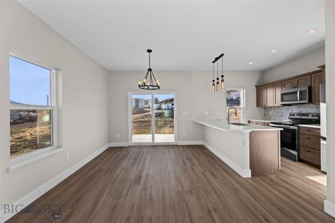 Photo of 611 N L Street, Livingston, MT 59047 (MLS # 409943)