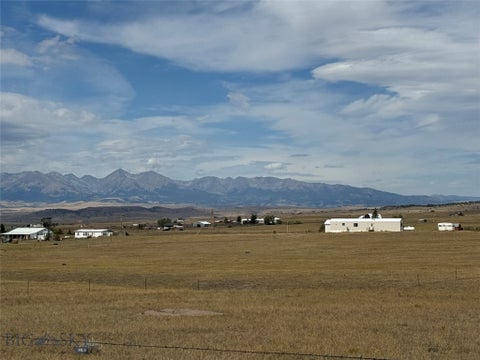 Photo of 98 Spannering Road, Big Timber, MT 59011 (MLS # 414591)
