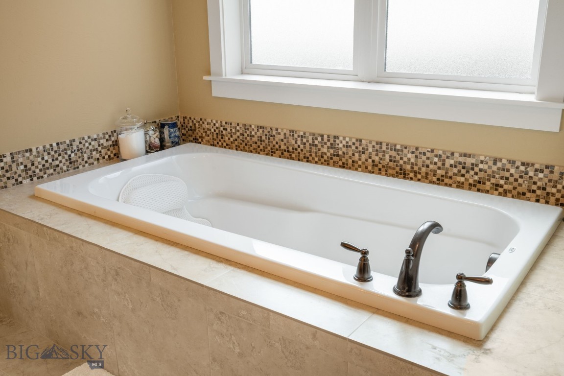 Alder Creek - Residential
