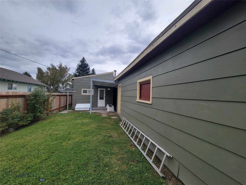 Butte, Montana 59701, United States, 2 Bedrooms Bedrooms, ,1 BathroomBathrooms,Residential,Active,43270