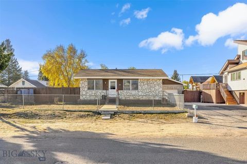 Photo of 1440 Schley Ave, Butte, MT 59701 (MLS # 406362)