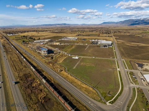 Photo of 3355 Royal Wolf Way #Lot 12, Bozeman, MT 59718 (MLS # 404735)