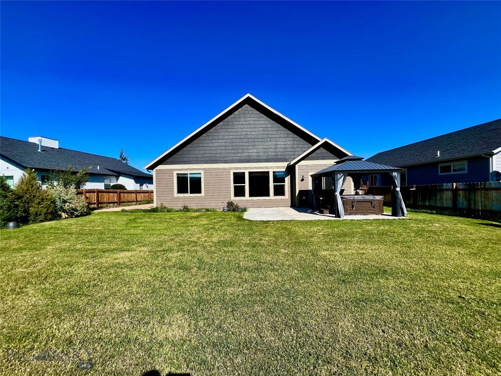 Falcon Hollow - Residential