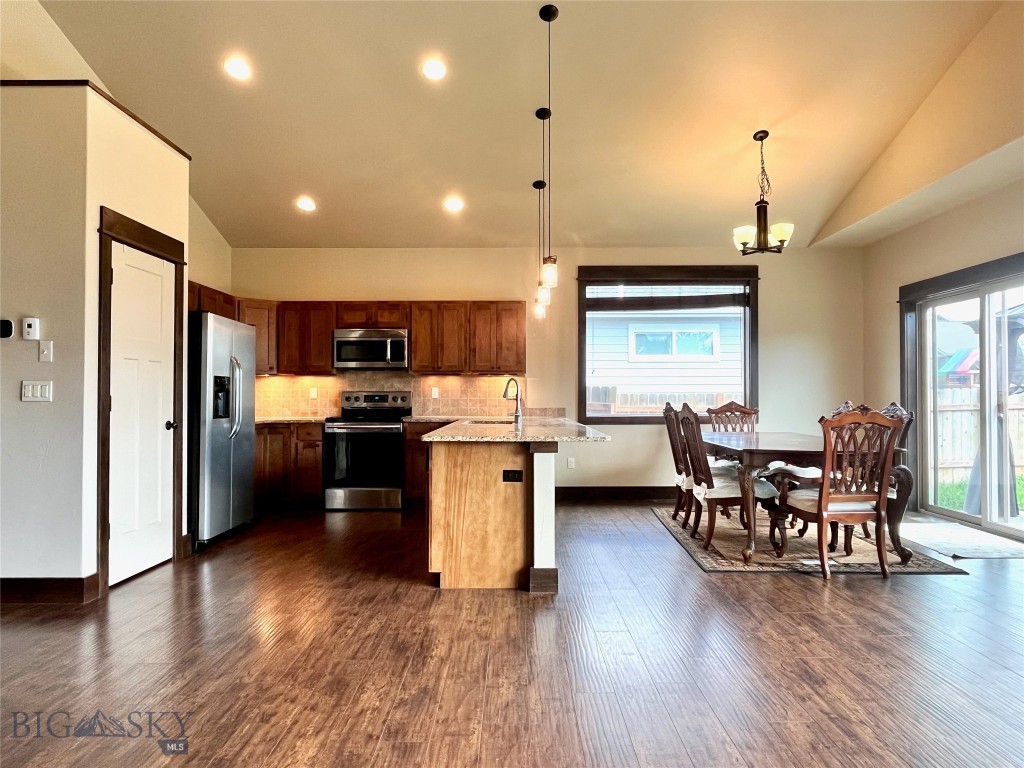 Falcon Hollow - Residential