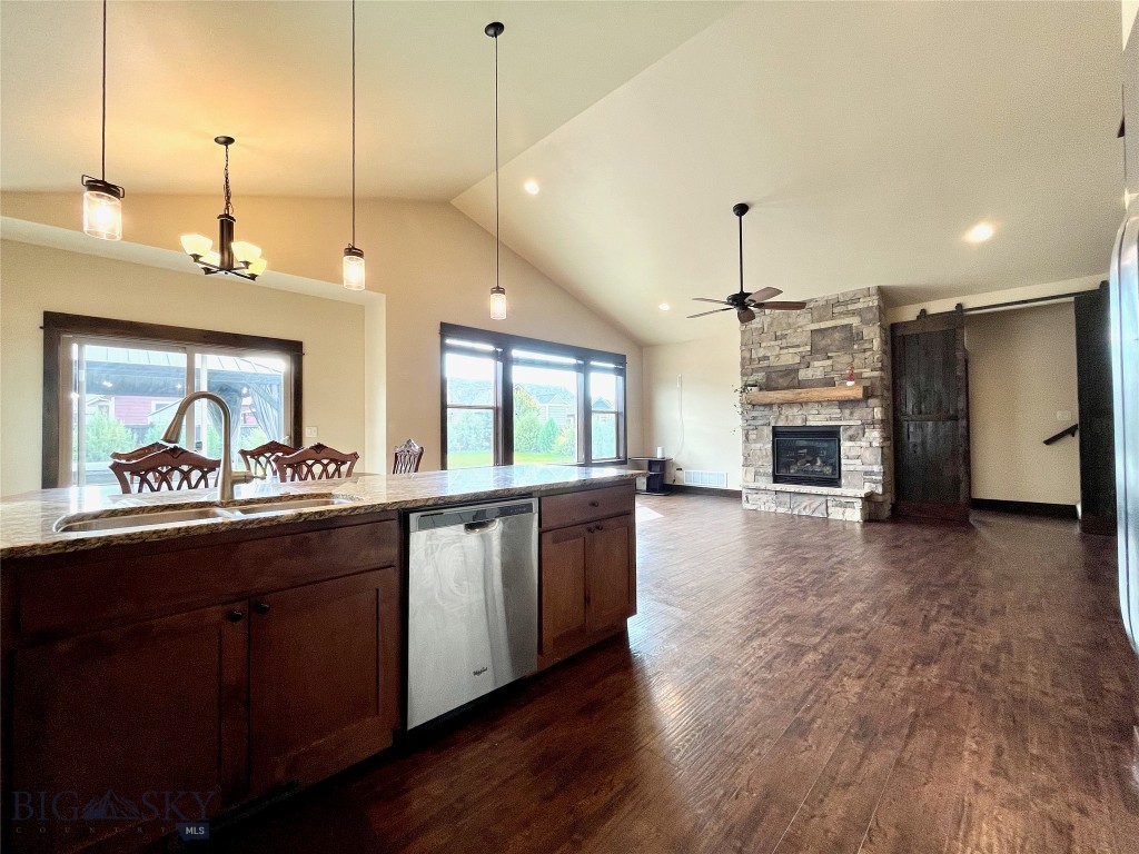 Falcon Hollow - Residential