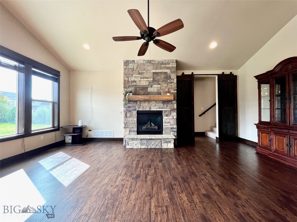 Falcon Hollow - Residential