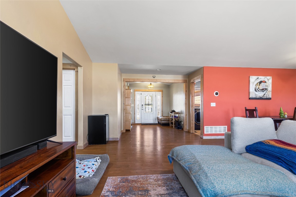 River Rock and Royal Village - Residential