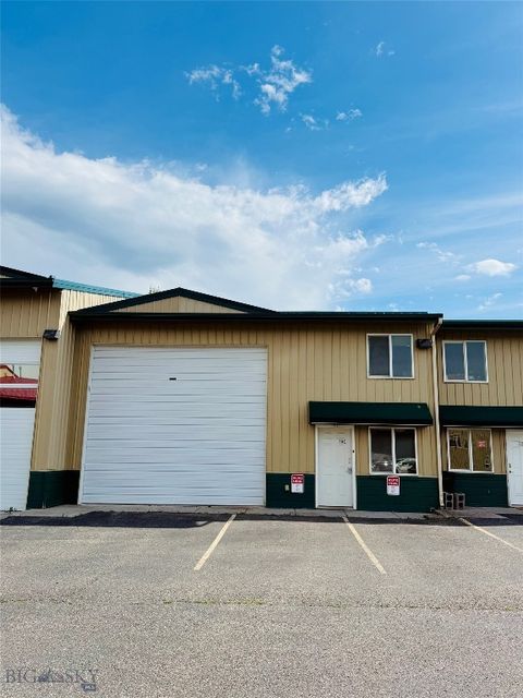 Photo of 30 Shawnee Way #E, Bozeman, MT 59715 (MLS # 412696)