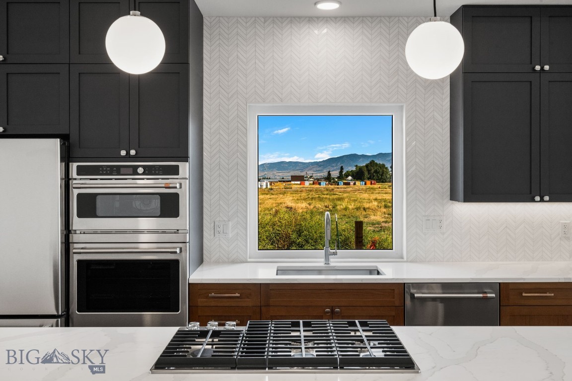 Bozeman, Montana 59718, United States, 3 Bedrooms Bedrooms, ,2 BathroomsBathrooms,Residential,Contingent,44455