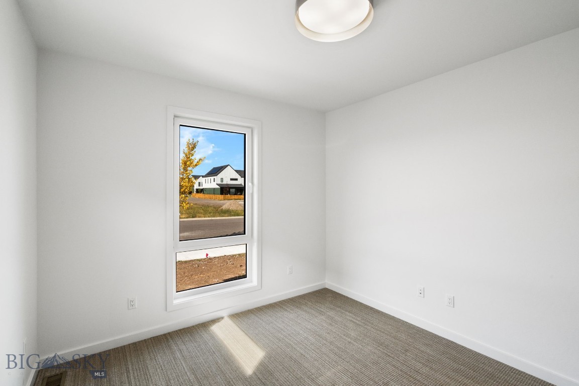 Bozeman, Montana 59718, United States, 3 Bedrooms Bedrooms, ,2 BathroomsBathrooms,Residential,Contingent,44455