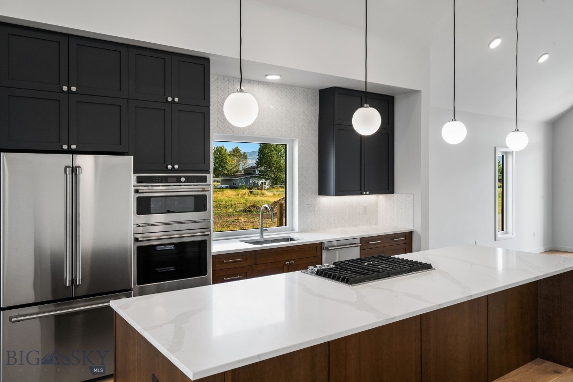 Bozeman, Montana 59718, United States, 3 Bedrooms Bedrooms, ,2 BathroomsBathrooms,Residential,Contingent,44455